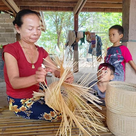 Vera Sunset Homestay Local Experience With Lao Family Muang Không Buitenkant foto