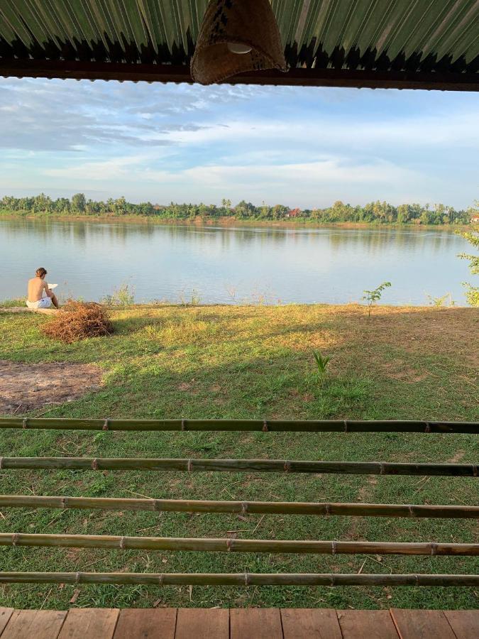 Vera Sunset Homestay Local Experience With Lao Family Muang Không Buitenkant foto