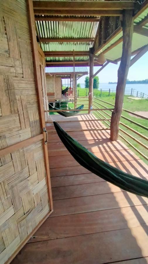Vera Sunset Homestay Local Experience With Lao Family Muang Không Buitenkant foto